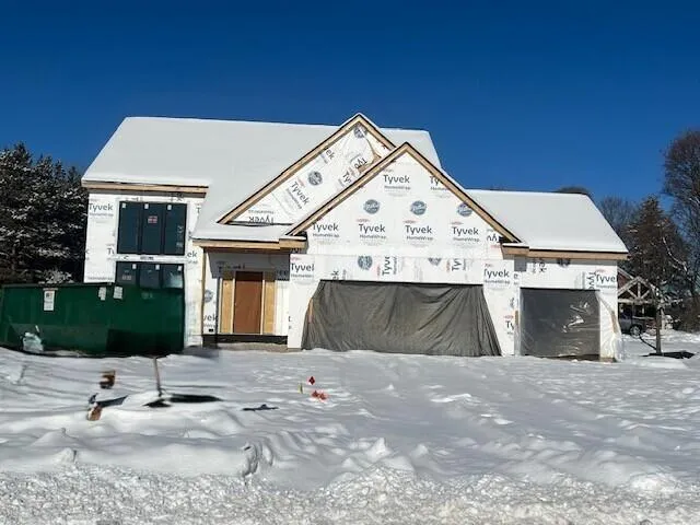 $707,900 | W251-n2459 Valleyview Circle, Pewaukee, WI 53072