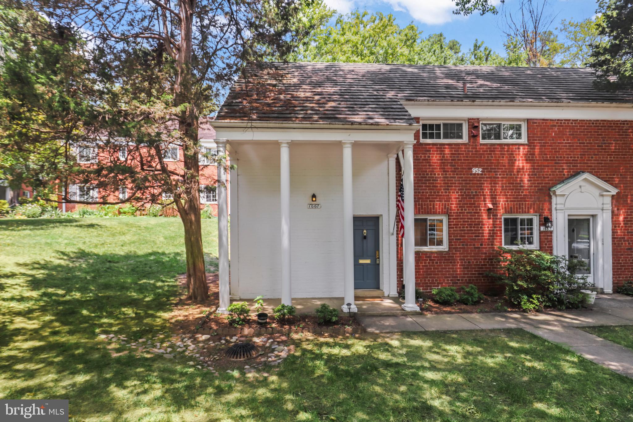 1667 Preston Road Alexandria, VA 22302 - Photo 1 of 25 Gallery Image 1