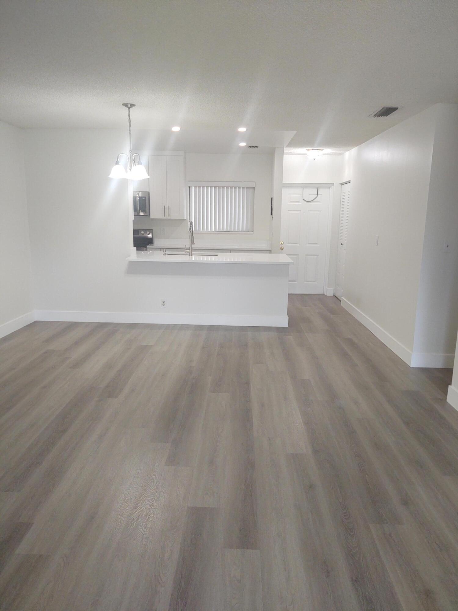 140 Northwest 70th Street, Unit 2040 Boca Raton, FL 33487 - Photo 8 of 18 IMG_20260504_140604343