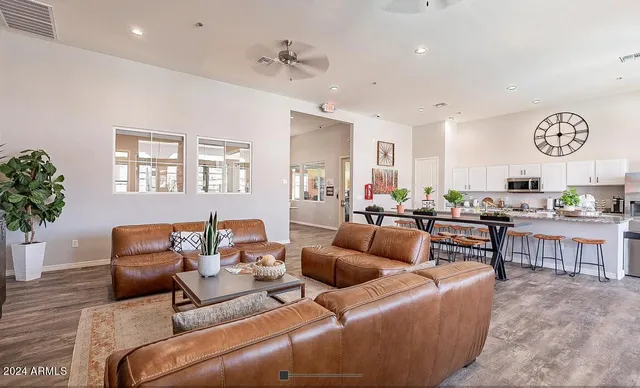 $2,124 | 1050 South 173rd Avenue, Unit 3, Goodyear, AZ 85338