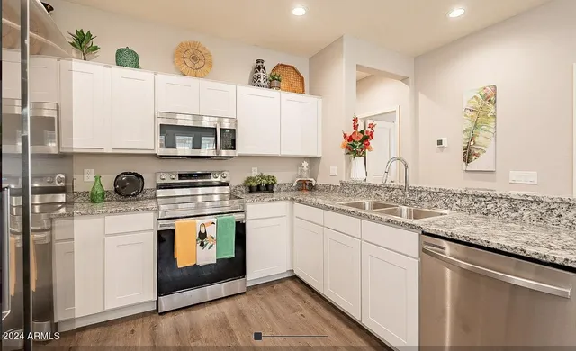 $2,124 | 1050 South 173rd Avenue, Unit 3, Goodyear, AZ 85338