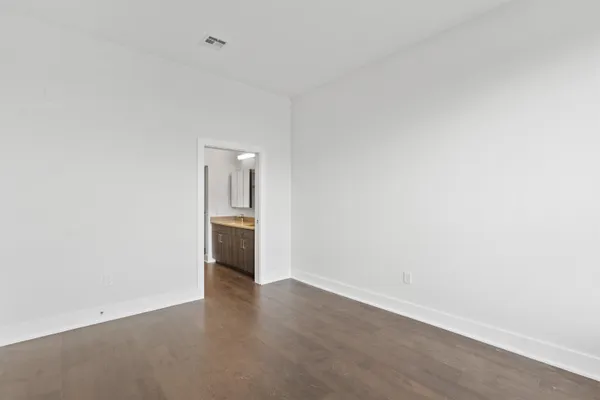 $2,485 | 260 Ave East, Unit 219, Bayonne, NJ 07002