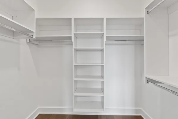 $2,485 | 260 Ave East, Unit 219, Bayonne, NJ 07002