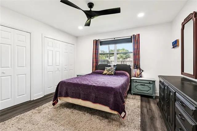 $2,400 | 1929 Green Oaks Drive, Gretna, LA 70056