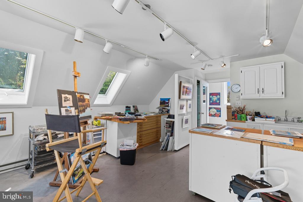 119 High Street Chestertown, MD 21620 - Photo 31 of 60 Second Floor Studio