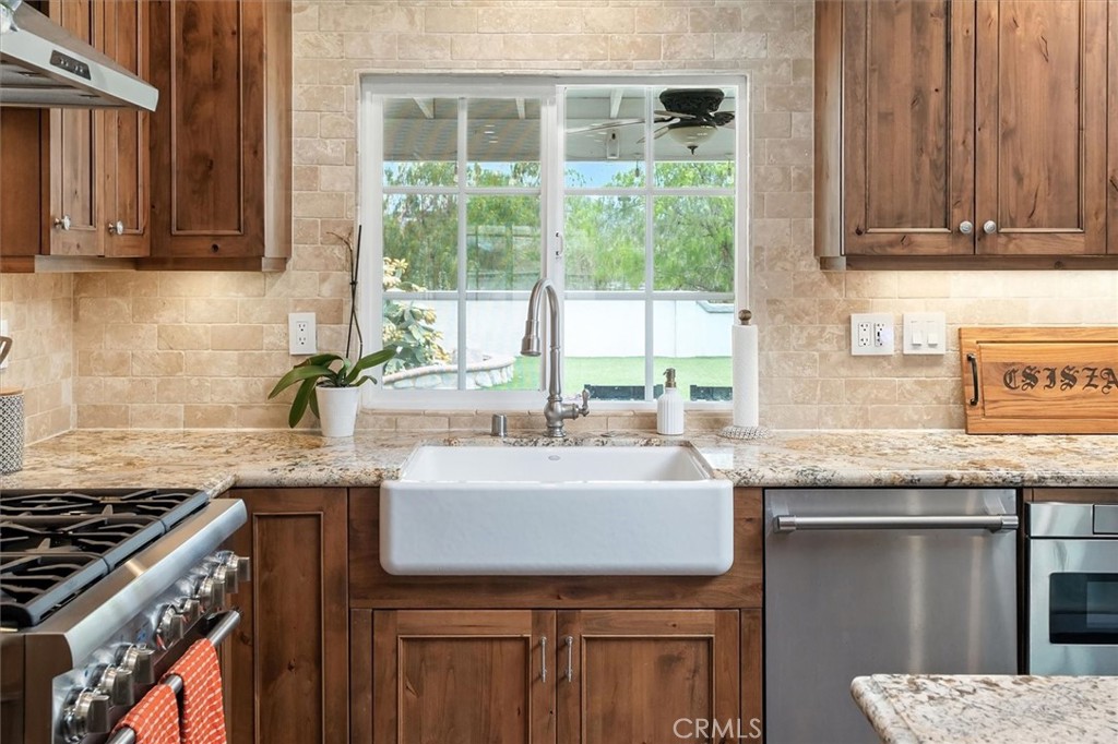 33314 Pewter Road Agua Dulce, CA 91390 - Photo 18 of 66 Farmhouse Style Sink Overlooking Backyard