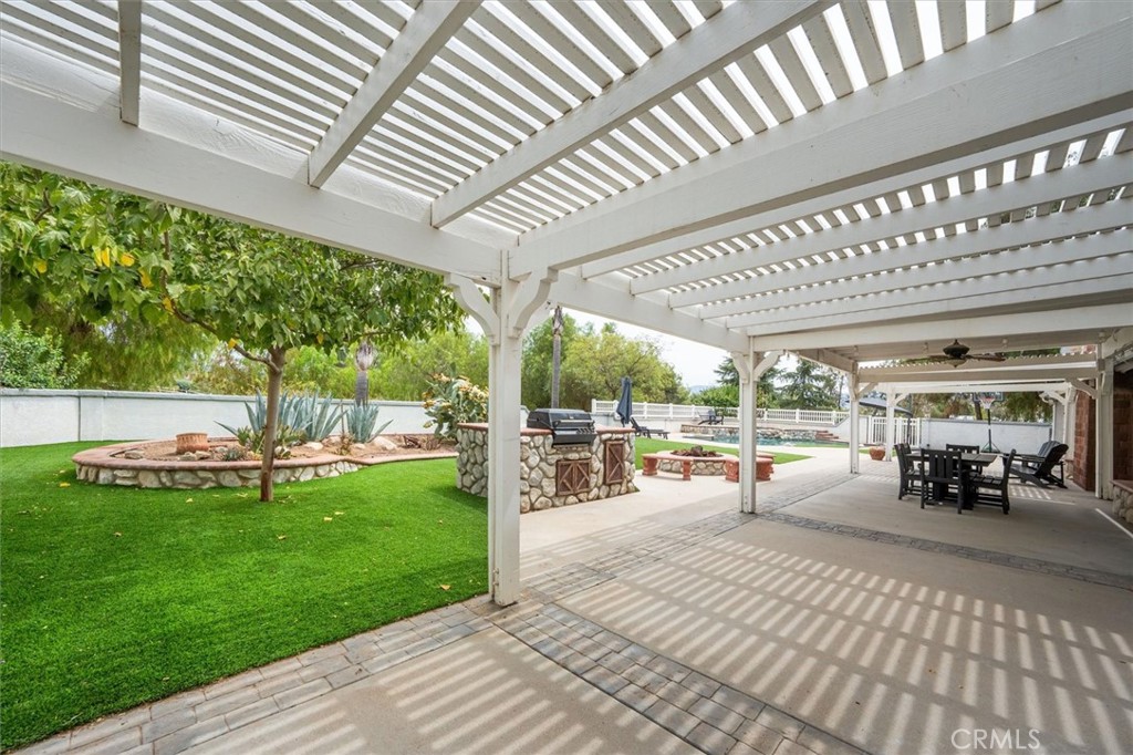 33314 Pewter Road Agua Dulce, CA 91390 - Photo 40 of 66 Covered Patio