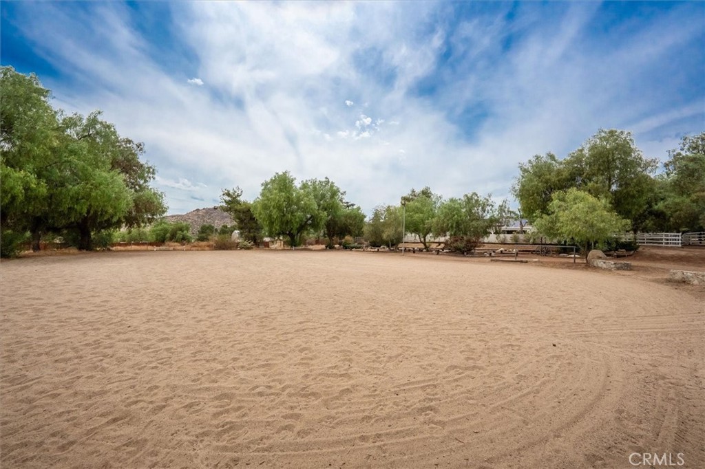 33314 Pewter Road Agua Dulce, CA 91390 - Photo 55 of 66 Incredible Arena with lights!