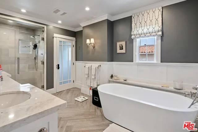 a view of a yard with table and chairs