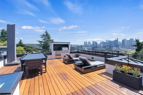 $5,308,000 | 362 Ward Street, Seattle, WA 98109