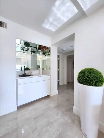 $2,900 | 6463 La Costa Drive, Unit 301, Boca Raton, FL 33433