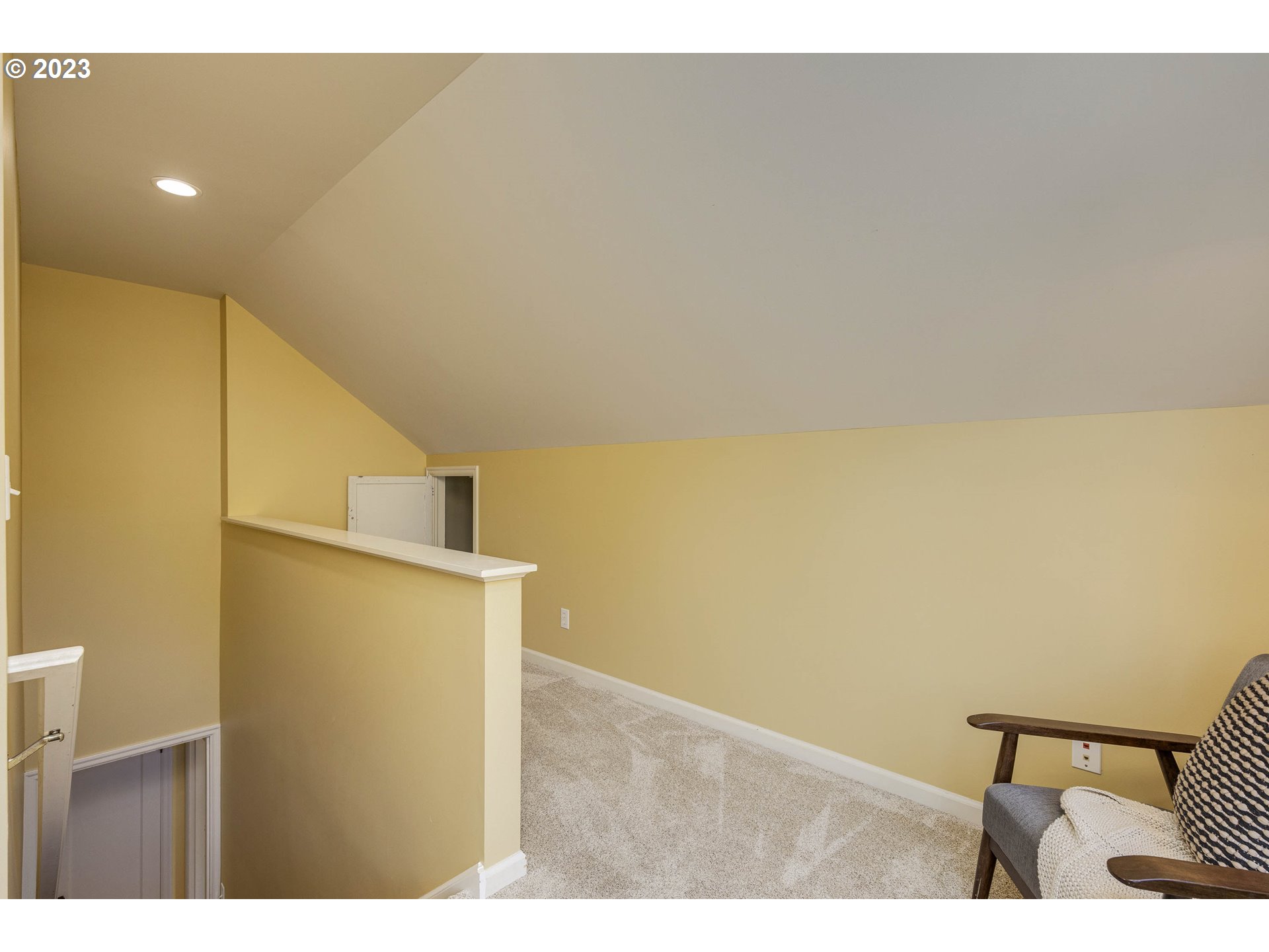 3227 Southeast Lambert Street Portland, OR 97202 - Photo 28 of 44 a view of an empty room