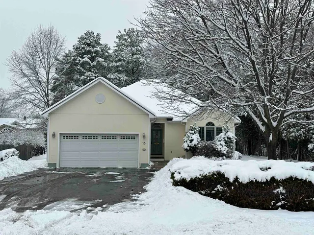 $599,999 | 18 Kirby Road, South Burlington, VT 05403