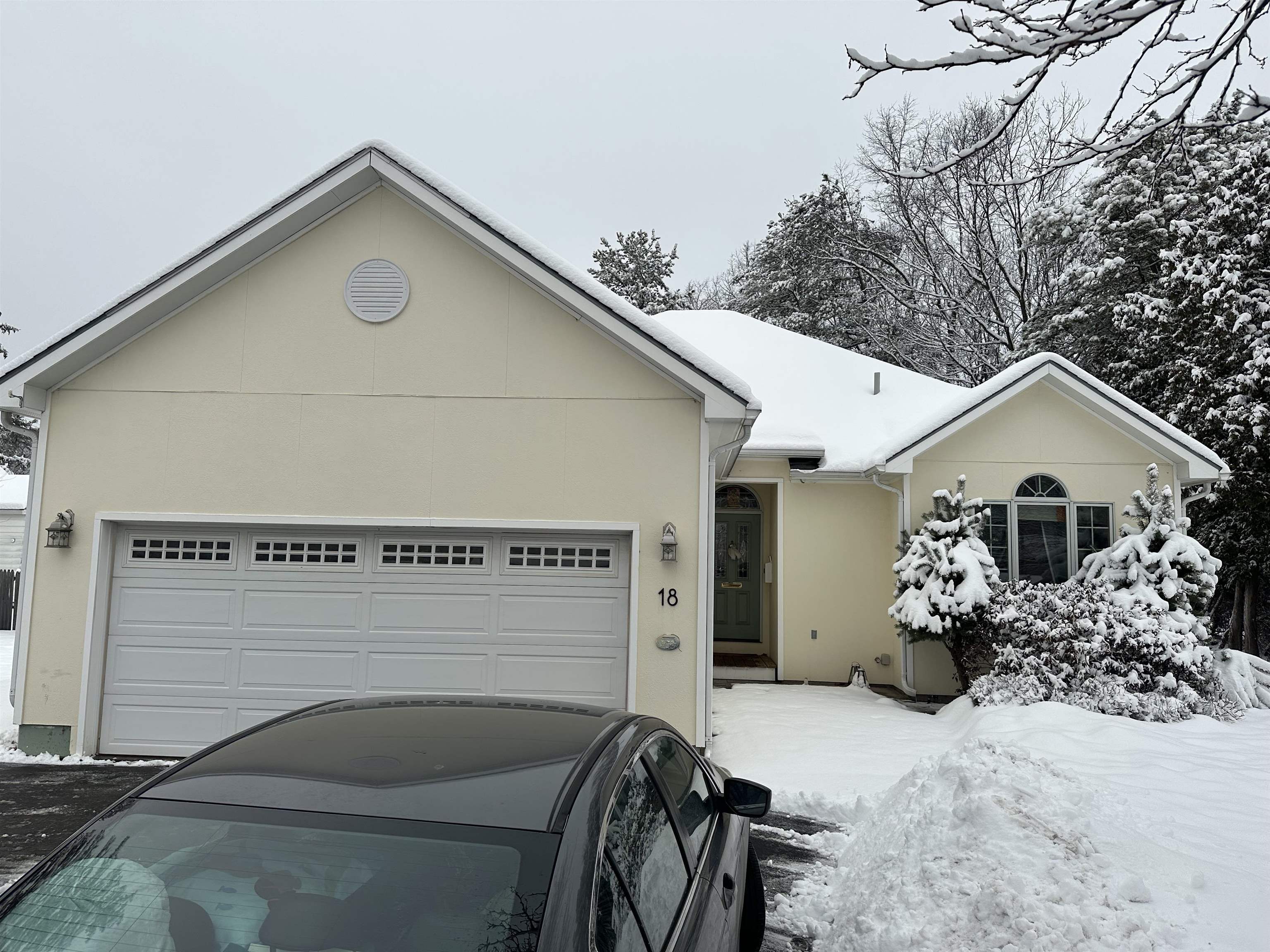 18 Kirby Road South Burlington, VT 05403 - Photo 9 of 38