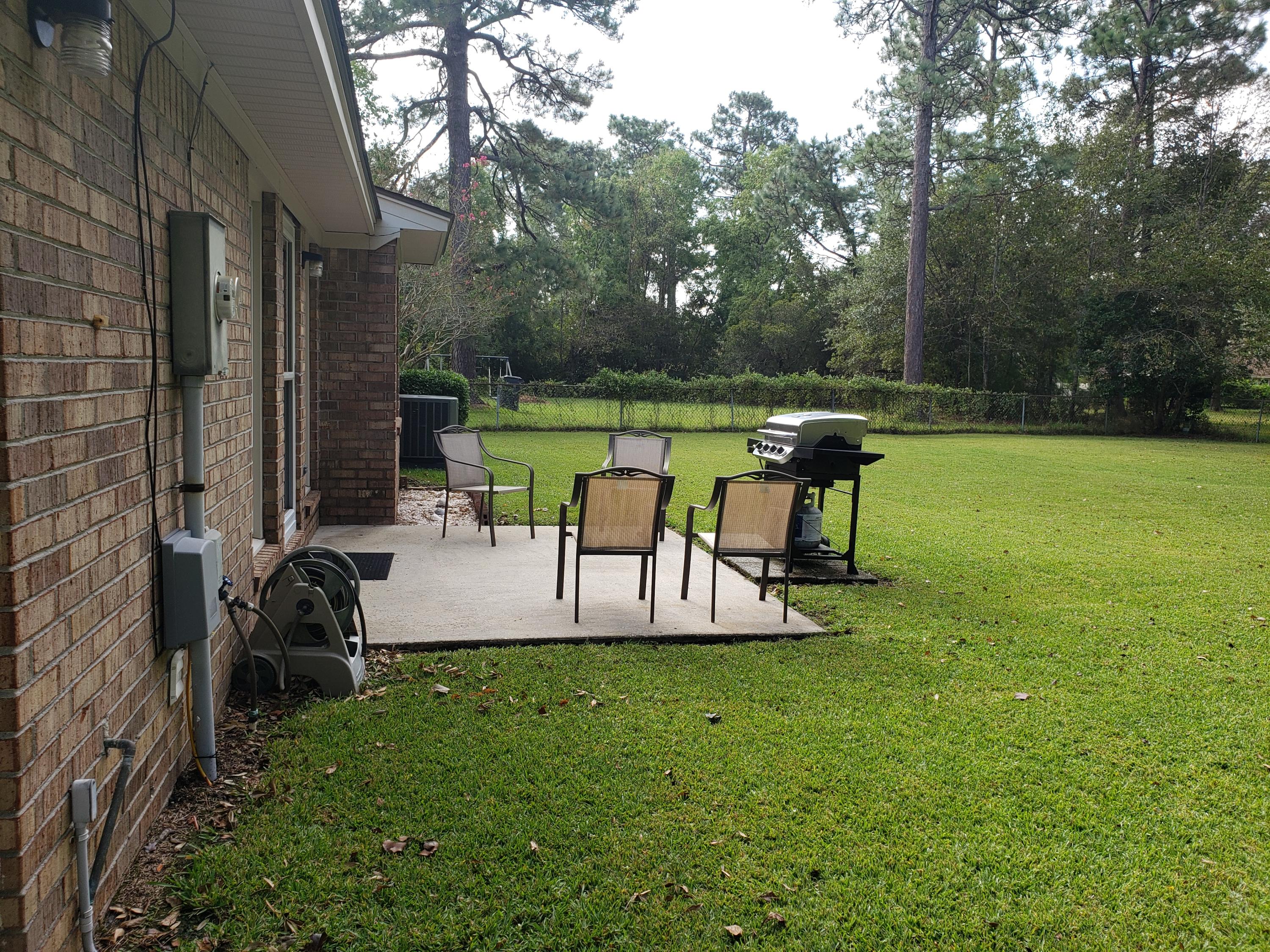 205 Ruffin Road Summerville, SC 29486 - Photo 19 of 21 Backyard patio