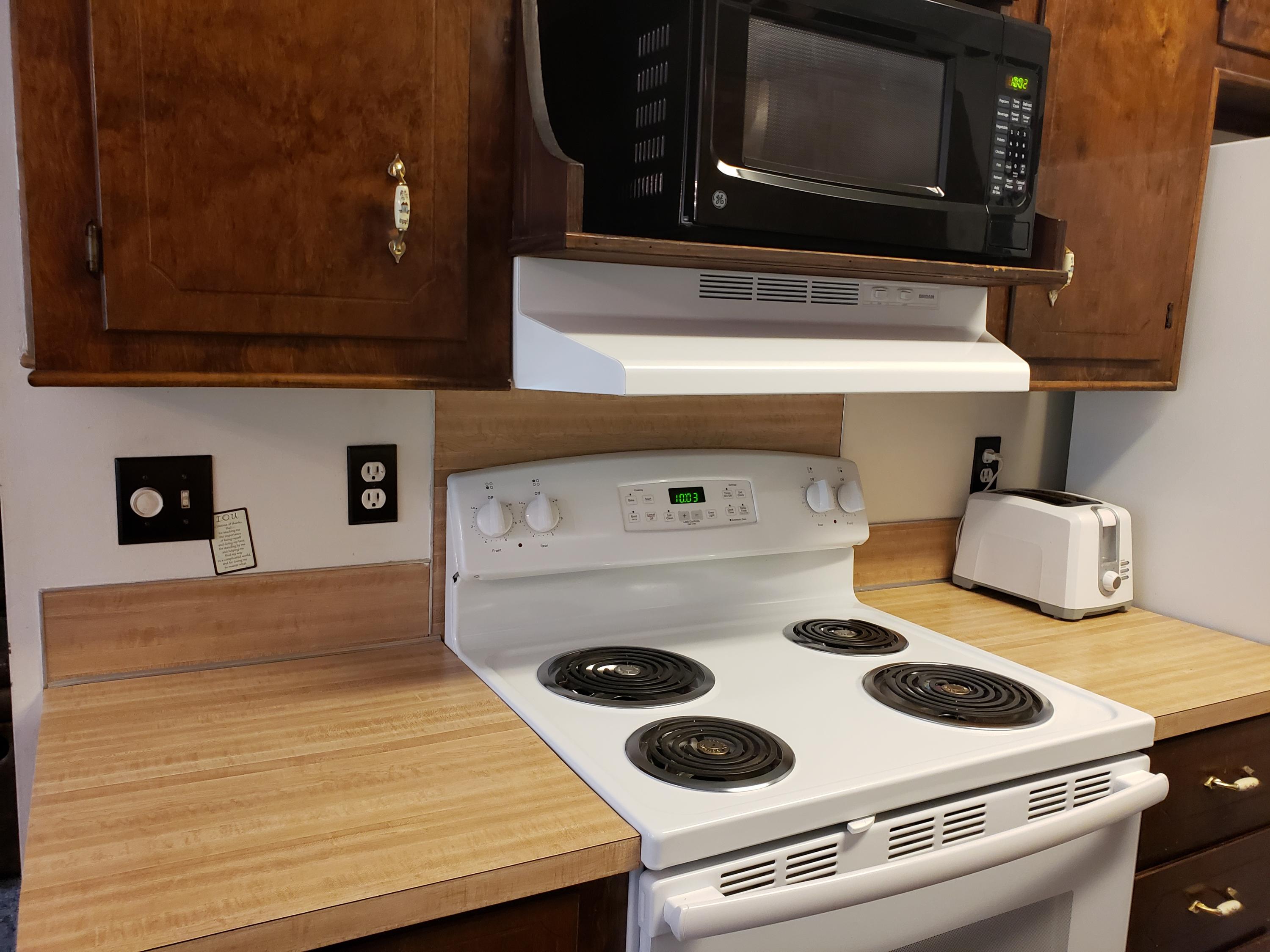 205 Ruffin Road Summerville, SC 29486 - Photo 7 of 21 New range