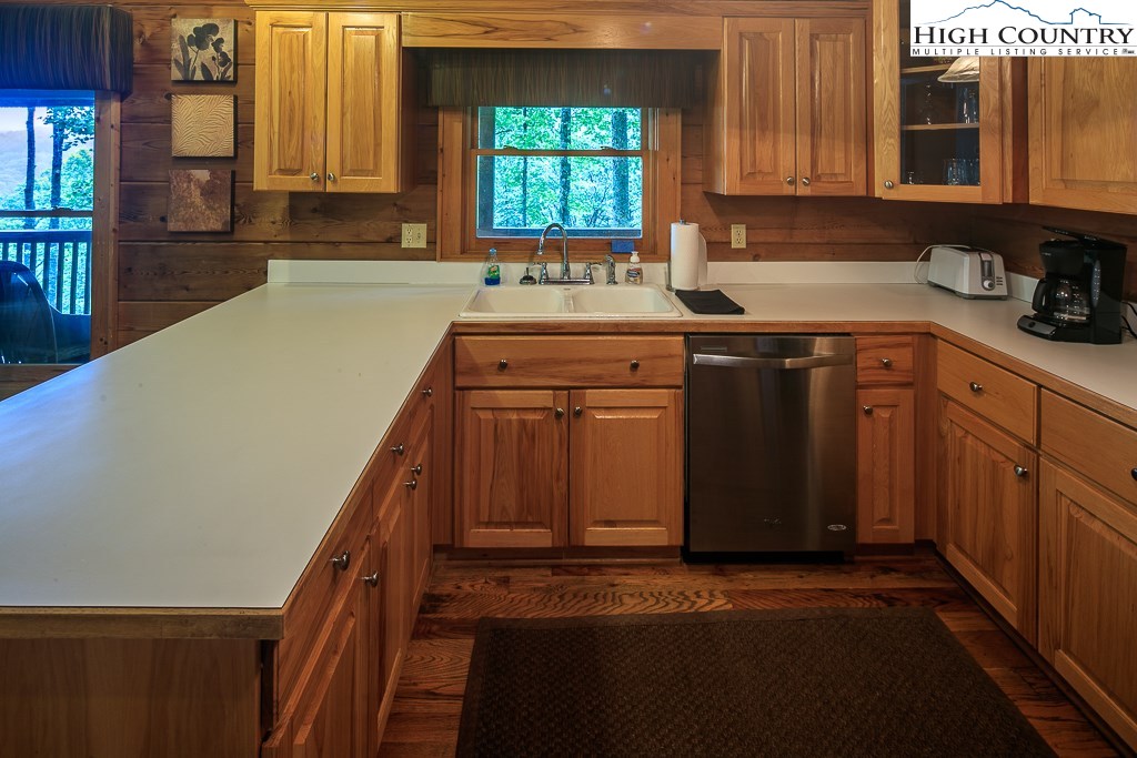 346 Grady Winkler Road Boone, NC 28607 - Photo 20 of 48