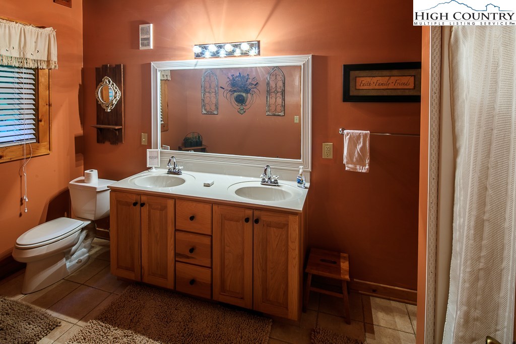 346 Grady Winkler Road Boone, NC 28607 - Photo 32 of 48