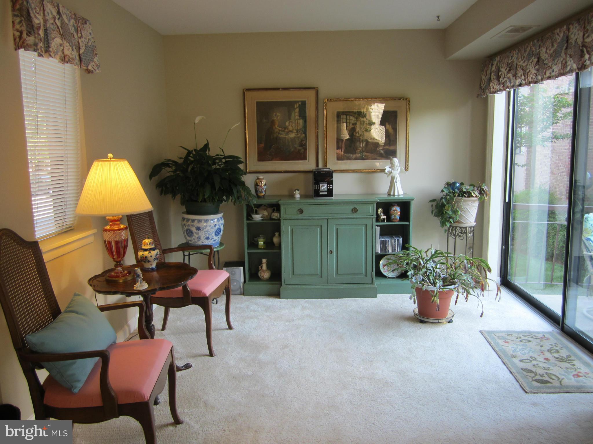 19040 Mills Choice Road, Unit 1 Gaithersburg, MD 20886 - Photo 10 of 30 Extension of living room