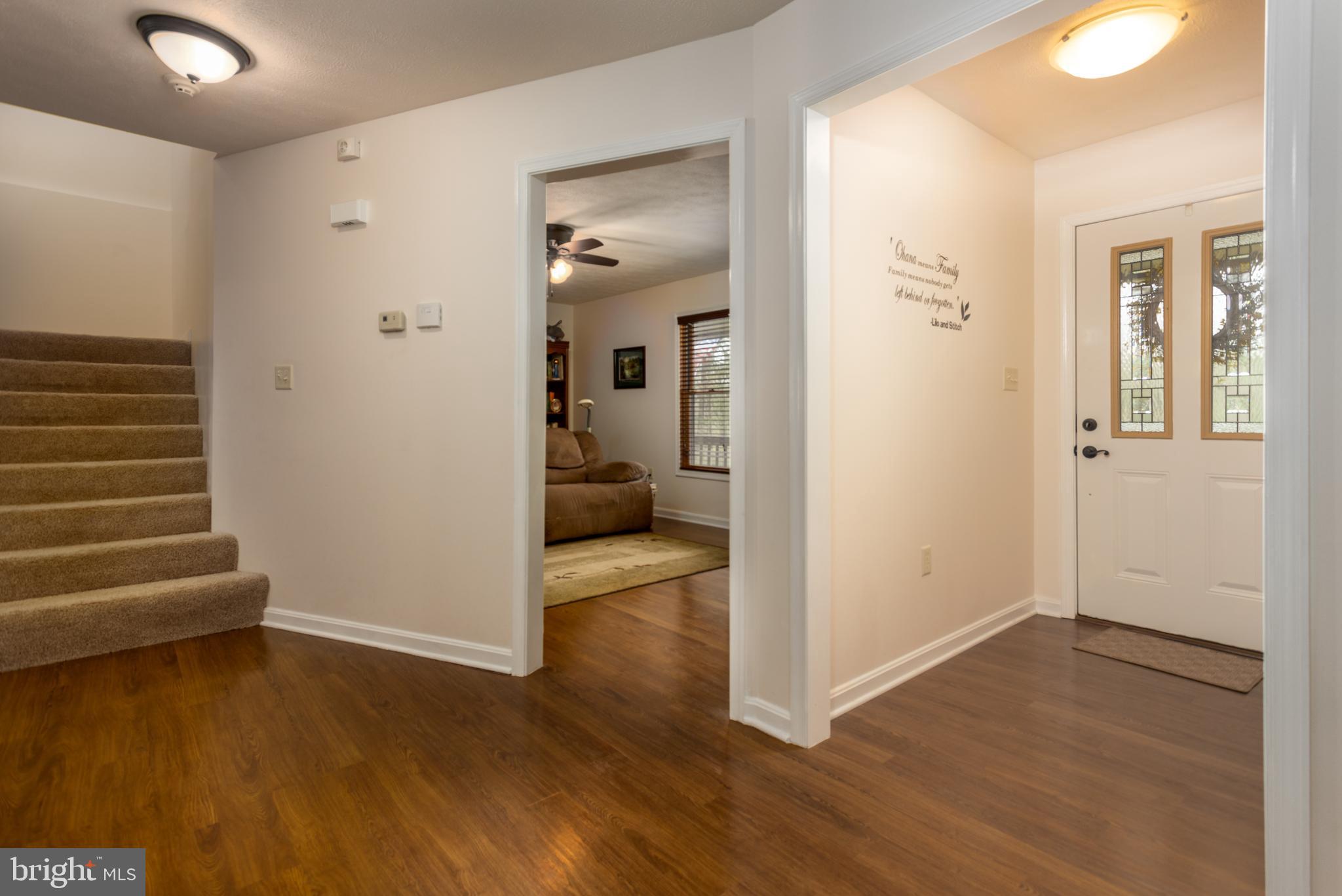 400 Cedar Ridge Road Berkeley Springs, WV 25411 - Photo 5 of 40 foyer
