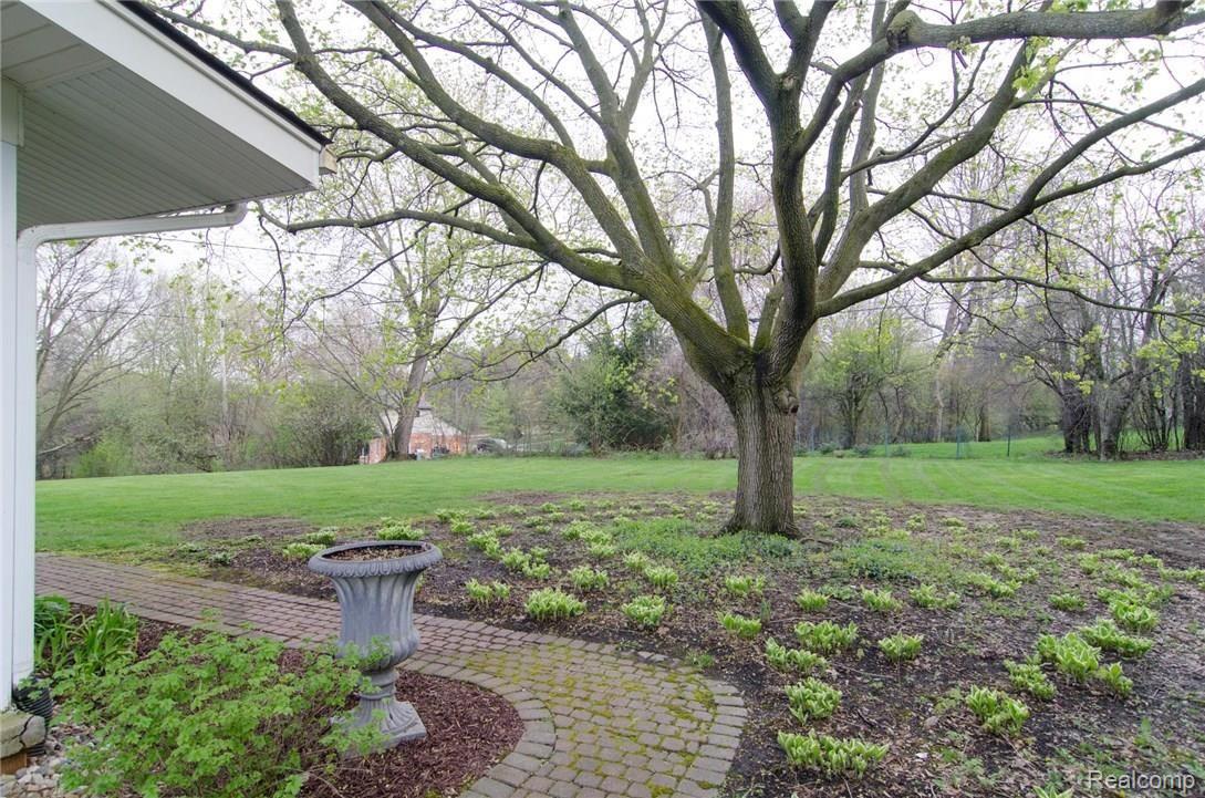 2940 Acorn Road Bloomfield Hills, MI 48302 - Photo 36 of 39 GRU_1338.jpg