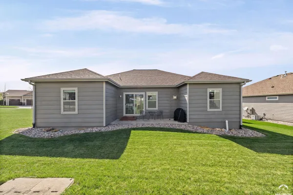 $605,000 | 338 Headwaters Drive, Lawrence, KS 66049