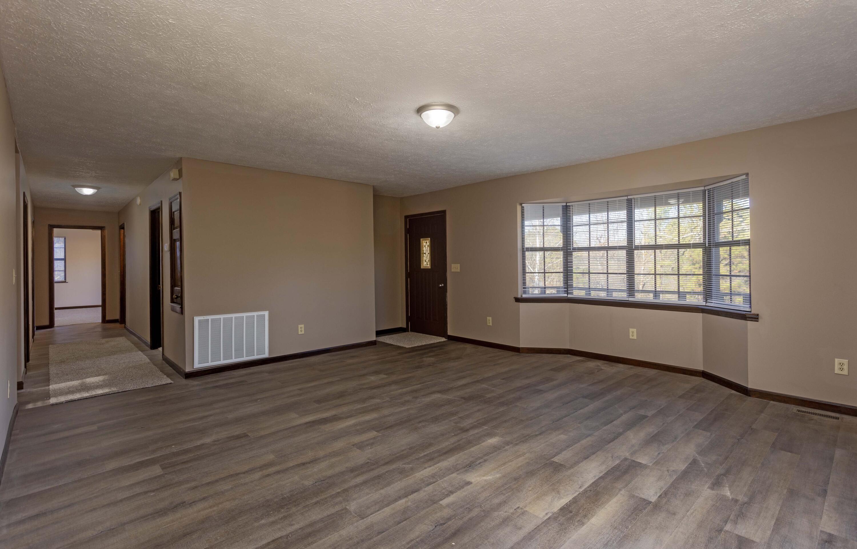 1254 Old Stage Road Spring City, TN 37381 - Photo 5 of 33 7