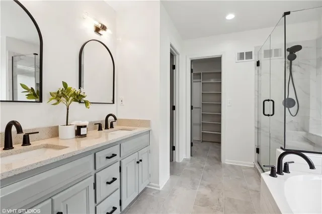 $560,000 | 14133 Slater Street, Overland Park, KS 66221