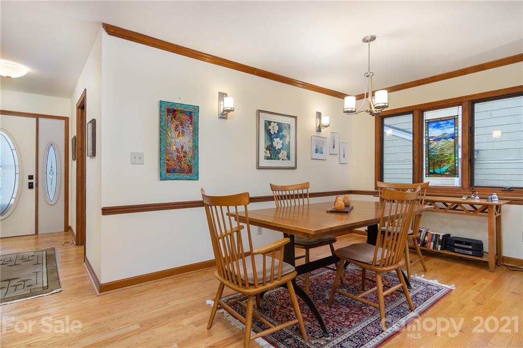 123 Beaver Ridge Road, Unit 123 Asheville, NC 28804 - Photo 11 of 41 Gallery Image 11