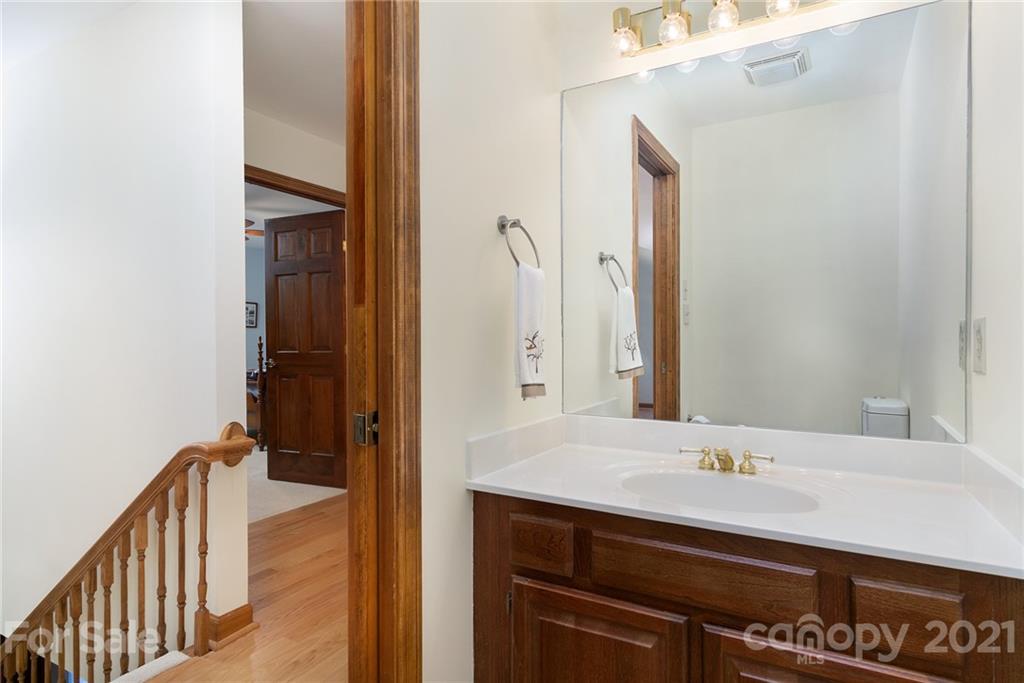 123 Beaver Ridge Road, Unit 123 Asheville, NC 28804 - Photo 14 of 41 Gallery Image 14