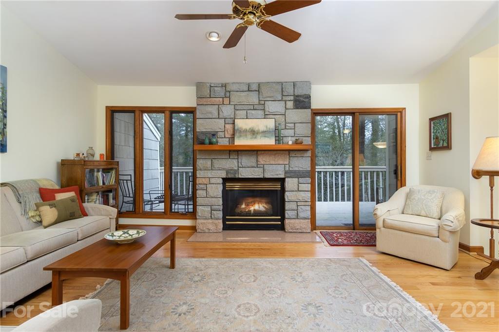 123 Beaver Ridge Road, Unit 123 Asheville, NC 28804 - Photo 8 of 41 Gallery Image 8