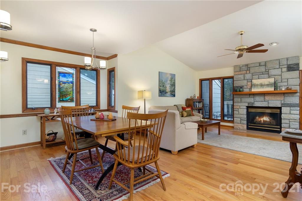 123 Beaver Ridge Road, Unit 123 Asheville, NC 28804 - Photo 10 of 41 Gallery Image 10