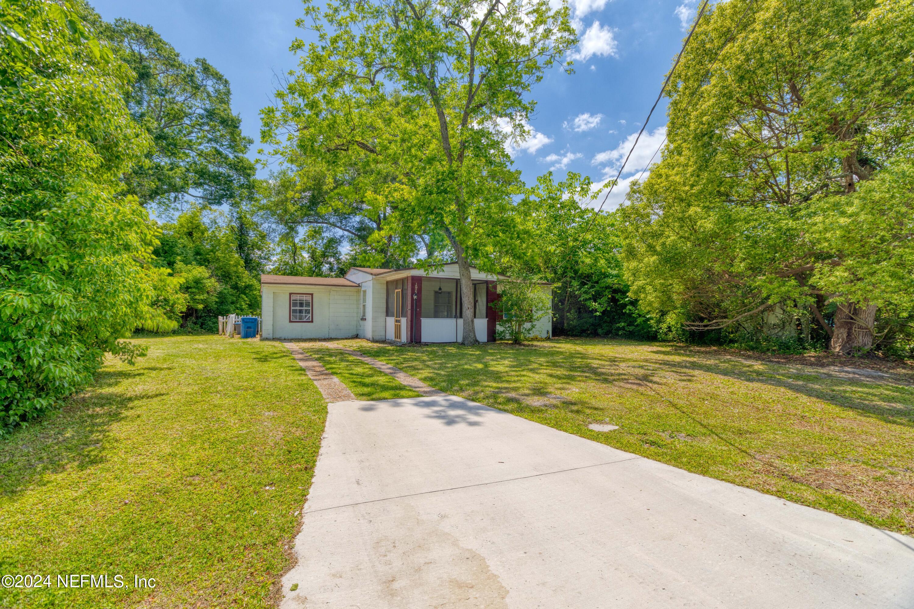 1922 Rugby Road Jacksonville, FL 32208 - Photo 1 of 19 1922 Rugby Rd