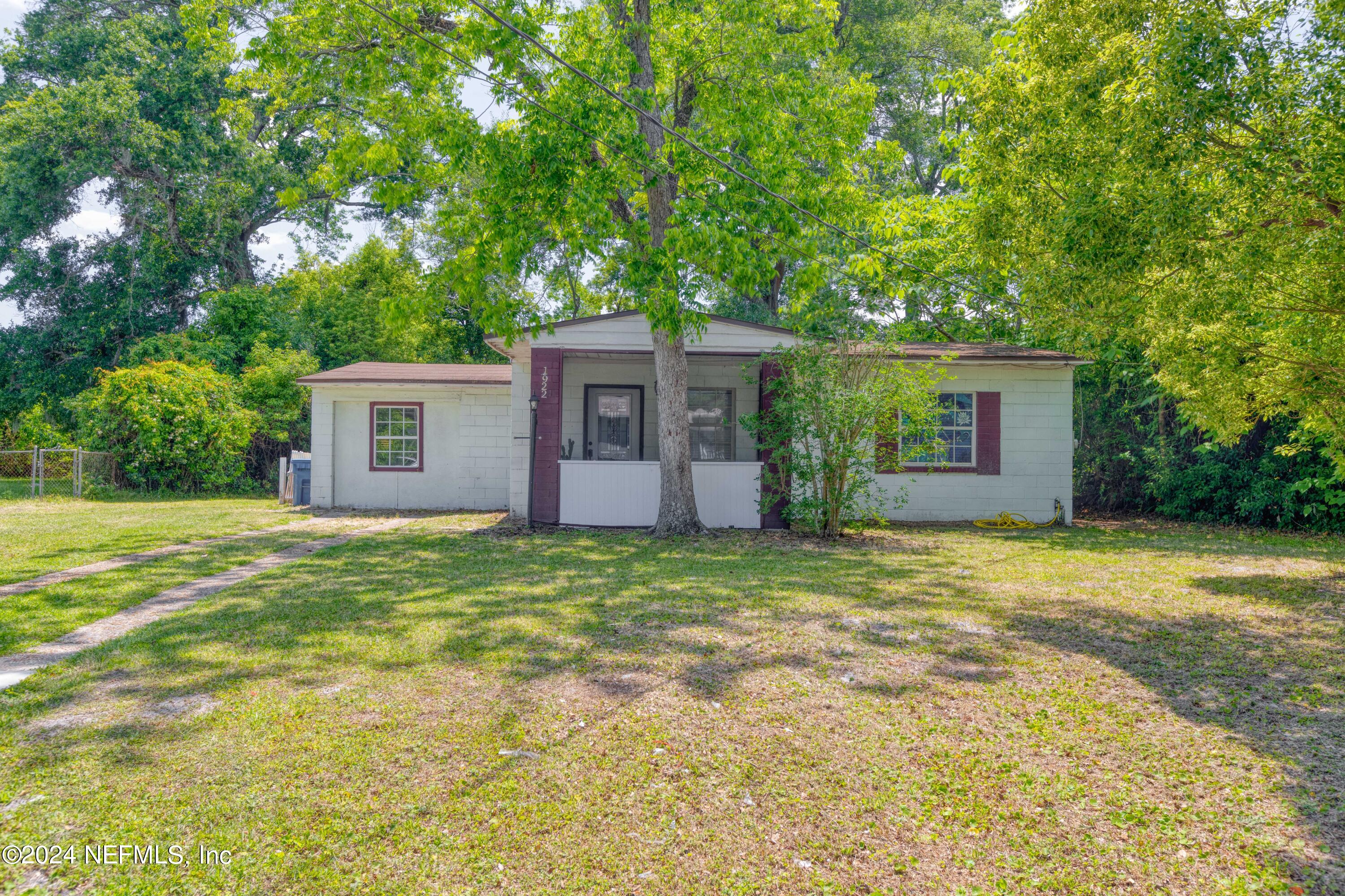 1922 Rugby Road Jacksonville, FL 32208 - Photo 5 of 19 1922 Rugby Front Exterior
