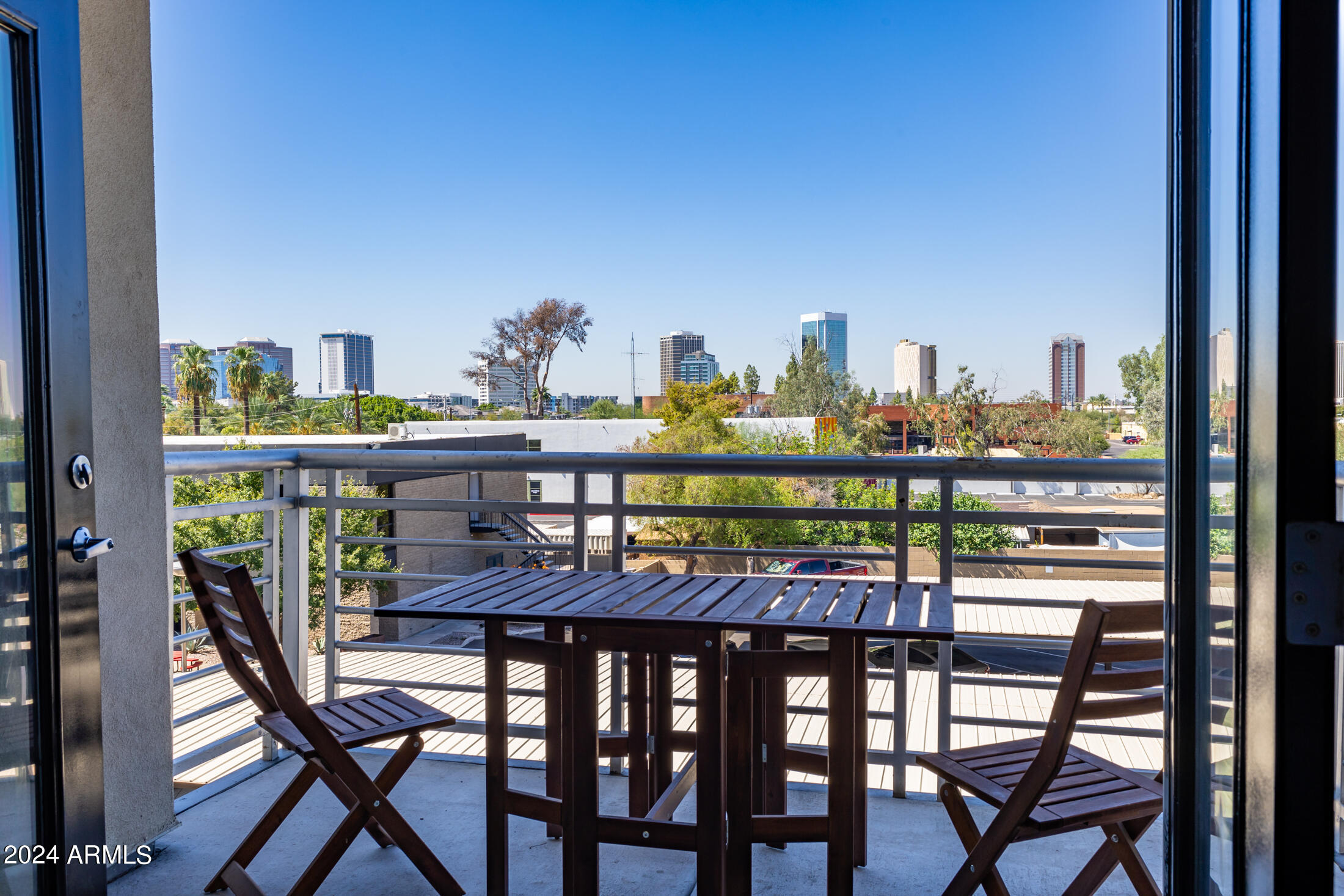 914 East Osborn Road, Unit 212 Phoenix, AZ 85014 - Photo 22 of 32 914 E Osborn Rd Unit 212-26