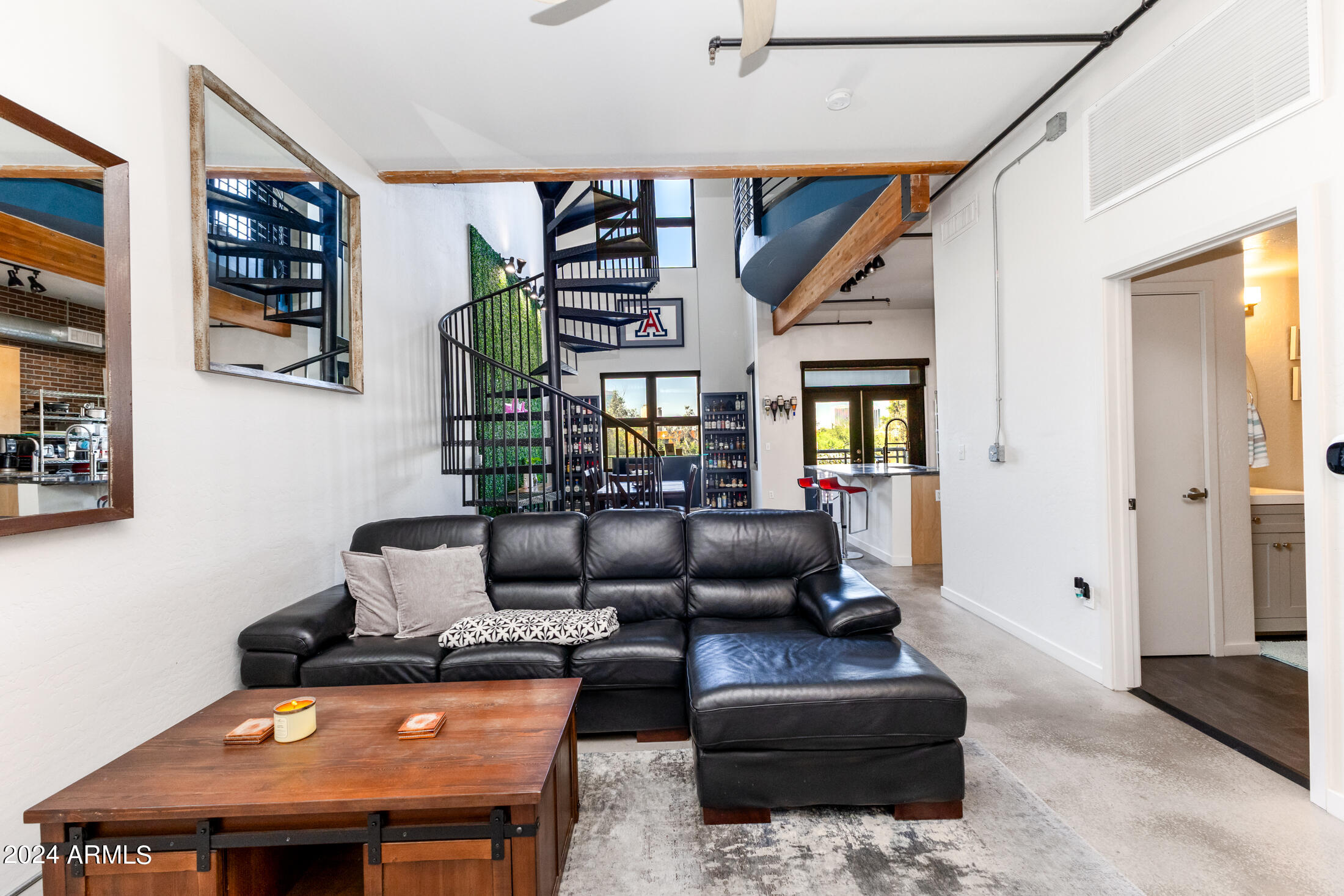 914 East Osborn Road, Unit 212 Phoenix, AZ 85014 - Photo 7 of 32 914 E Osborn Rd Unit 212-2