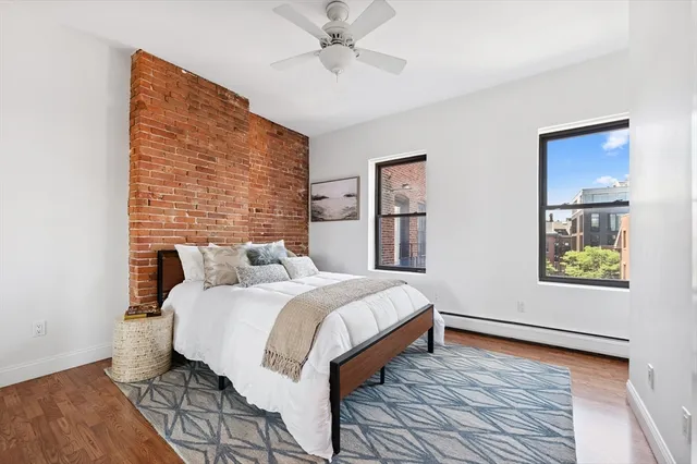 $825,000 | 1 Worcester Square, Unit 4, Boston, MA 02118