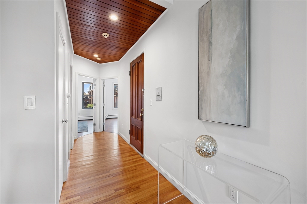 1 Worcester Square, Unit 4 Boston, MA 02118 - Photo 10 of 18