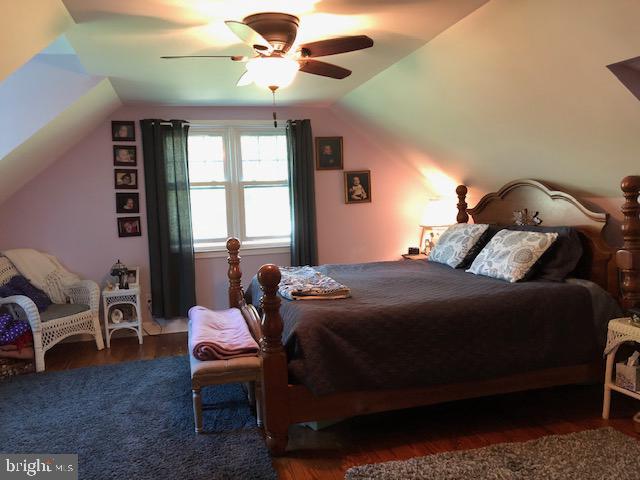 419 Ellisdale Road Chesterfield, NJ 08515 - Photo 15 of 39 Main Bedroom
