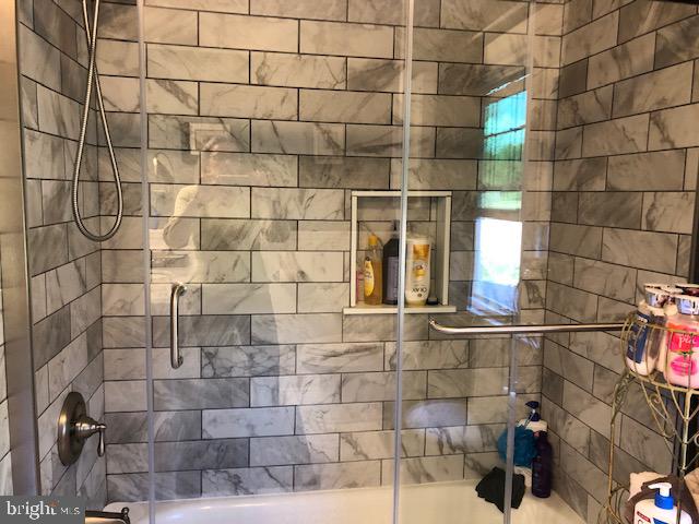 419 Ellisdale Road Chesterfield, NJ 08515 - Photo 17 of 39 Full bath