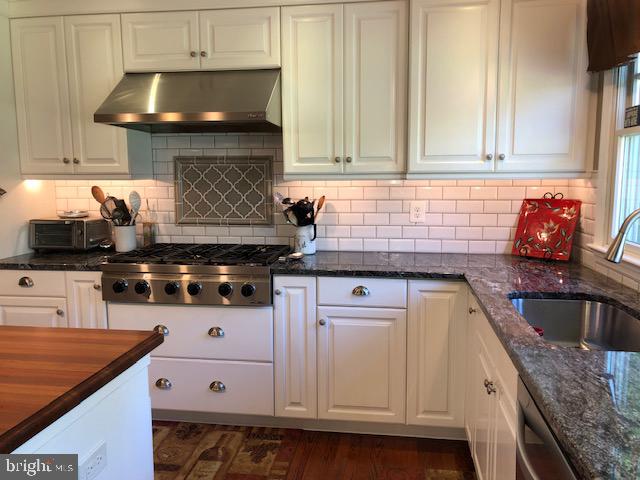 419 Ellisdale Road Chesterfield, NJ 08515 - Photo 4 of 39 Kitchen