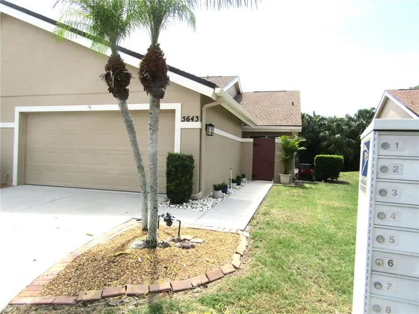 $2,550 | 5643 Monte Rosso Road, Sarasota, FL 34243