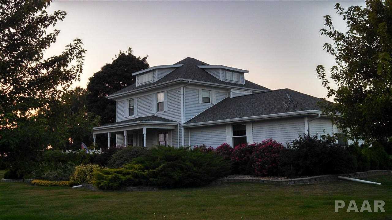 18714 Armington Road Delavan, IL 61734 - Photo 3 of 22