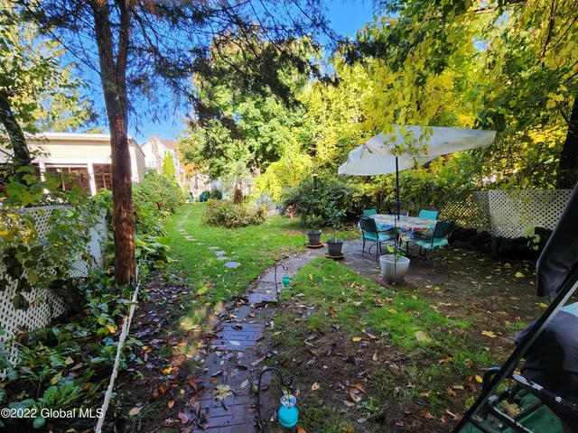 $253,000 | 38 North Allen Street, Albany, NY 12203