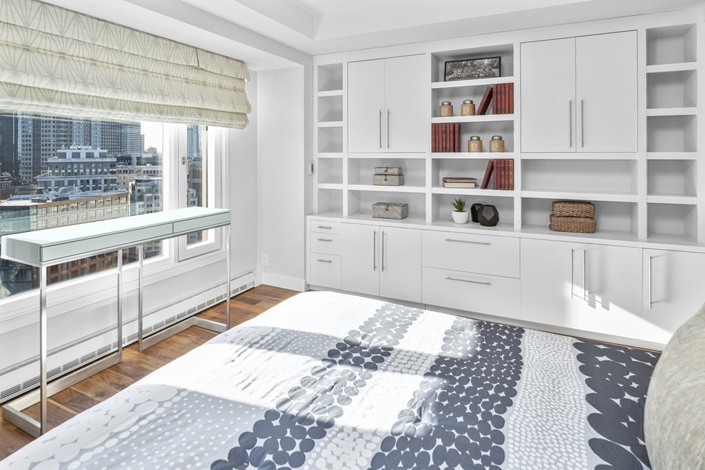 10 Rowes Wharf, Unit PH4 Boston, MA 02110 - Photo 35 of 41