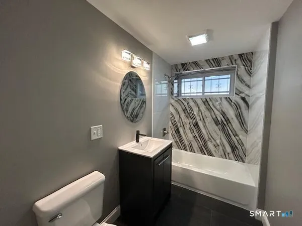 $1,995 | 114 A Grove Street, Unit G2, Stamford, CT 06901