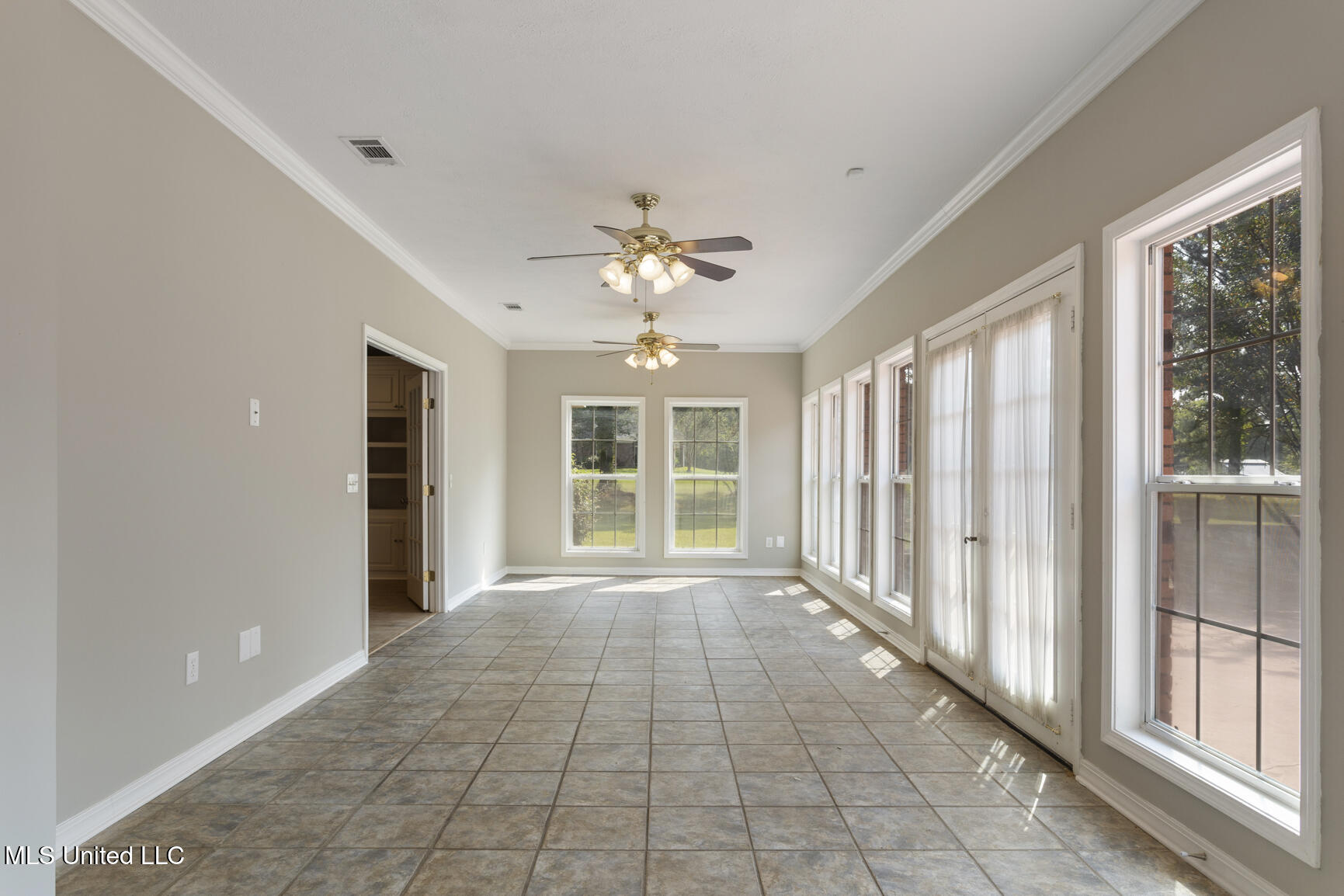 104 Rocking Chair Road Canton, MS 39046 - Photo 18 of 38 104 Rocking Chair-20