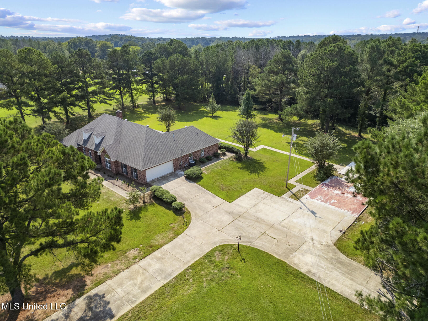 104 Rocking Chair Road Canton, MS 39046 - Photo 36 of 38 104 Rocking Chair Rd drone-1