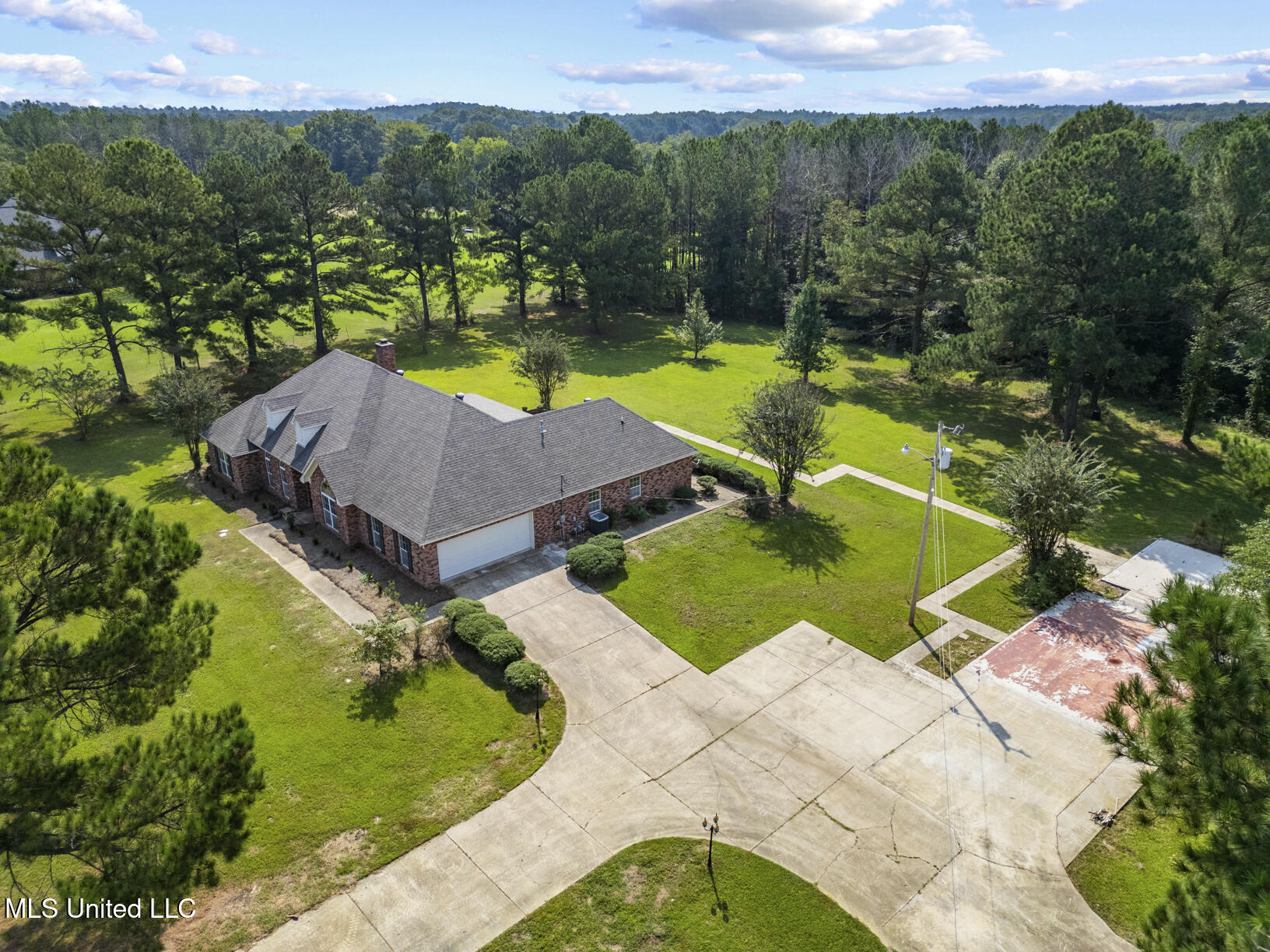 104 Rocking Chair Road Canton, MS 39046 - Photo 36 of 38 104 Rocking Chair Rd drone-2