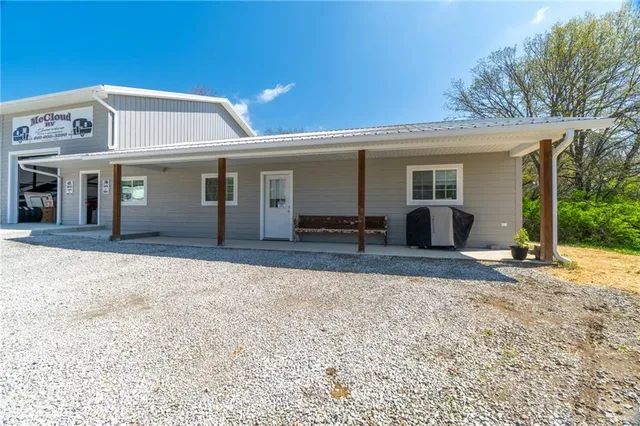 $375,000 | 1744 Oklahoma Avenue, Trenton, MO 64683